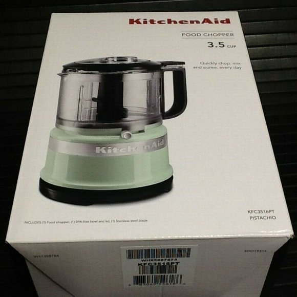 new PISTACHIO GREEN KitchenAid 3.5-Cup Food Chopper (a.k.a. Mini Food Processor) - Picture 13 of 13